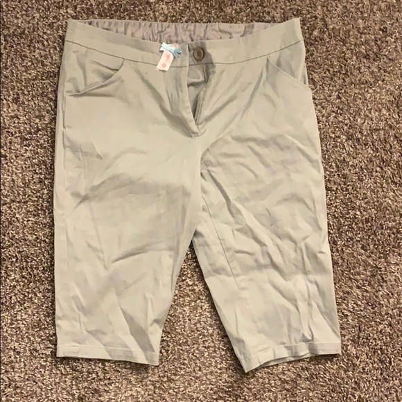 Shorts - Picture 2 of 2